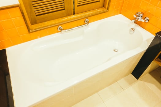 A white bathtub photo