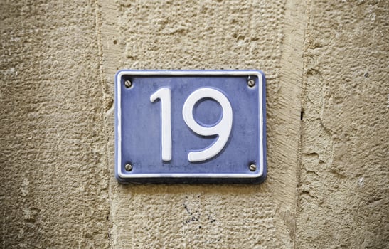 Number nineteen in the wall photo
