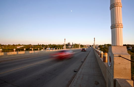 4th Avenue Bridge photo