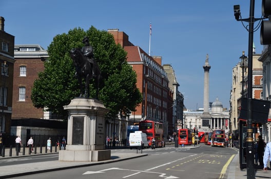 london city street photo