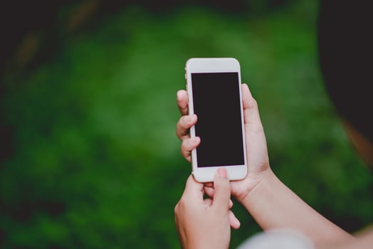 Hands and phones Telephones The use of communication technology. Of new businessmen And to do business online. photo