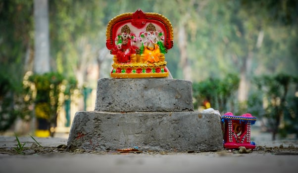 laxmi ganesh statue on local indian park photo