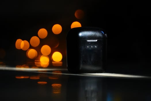 earbuds image in night BG photo