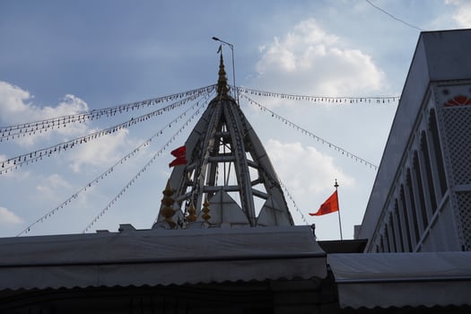 jhandewalan temple image outdoor shoot photo