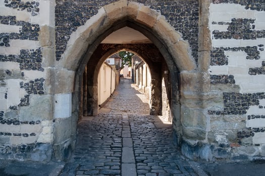 SANDWICH, KENT, UK, 2005. Archway through the old city wall photo