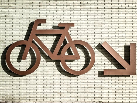 Byke sign on a wall photo