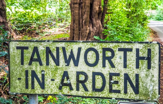 HDR Tanworth in Arden sign photo