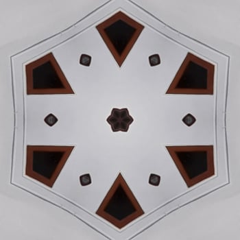Wooden rooftop abstract background. Kaleidoscope pattern. Free photo