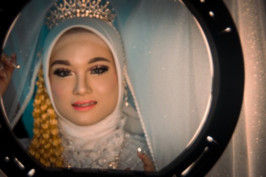Beautiful Indonesian Muslim bride. photo