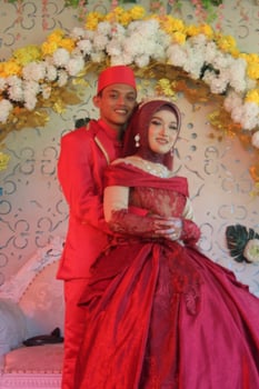 Romantic Indonesian Muslim Bride photo