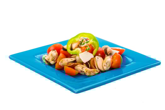 Salad with mussels and tomato photo