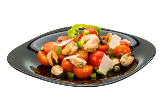 Salad with mussels and tomato photo