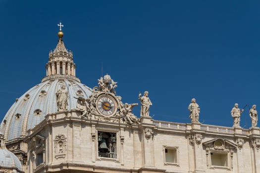 Basilica di San Pietro, Vatican City, Rome, Italy photo