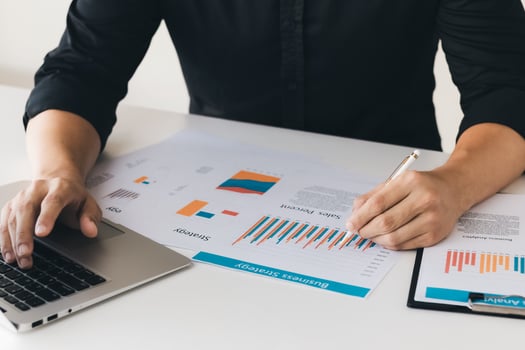 businessman executive analyzing and planning business performance from financial data, analyzing finance data and economic growth graph chart. photo