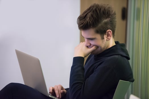 it students view photo