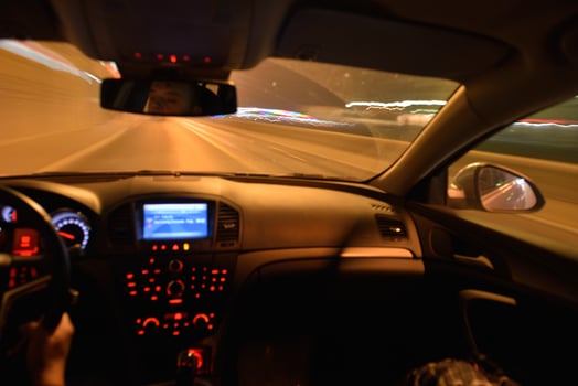 night car driving photo