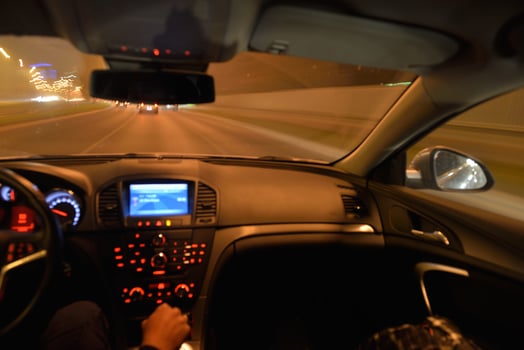night car driving photo