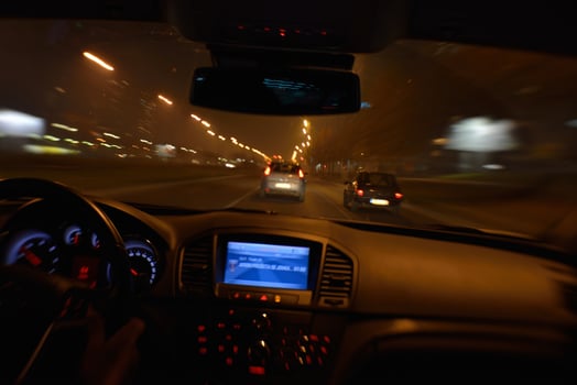 night car driving photo