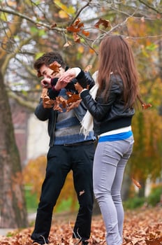 autumn couple portrait photo