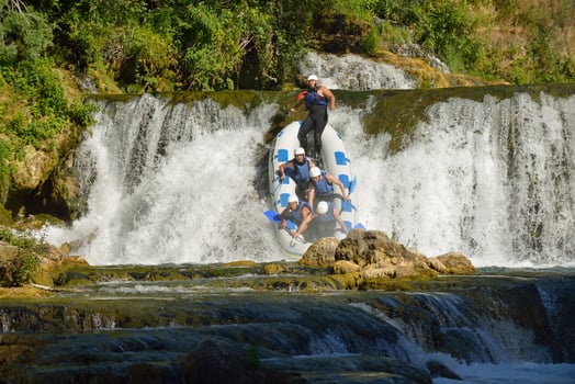 professional rafting team photo
