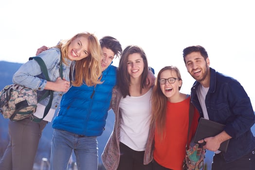 happy students group photo