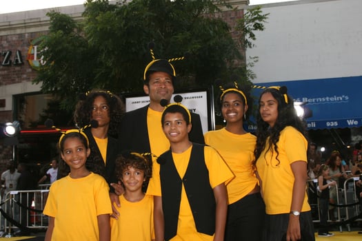 Mario Van Peebles  and  family Bee Movie  LA PremiereMann s Village Theater Westwood, CAOctober 28, 20072007 Kathy Hutchins   Hutchins Photo