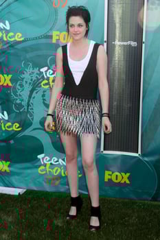 Kristen Stewart arriving at the Teen Choice Awards 2009 at Gibson Ampitheater at Universal Studios Los Angeles CA on August 9 2009 photo