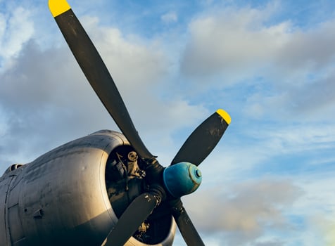 propeller aircraft picture photo