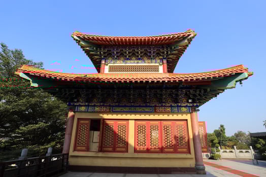 The roof of Chinese temple in Thailand photo