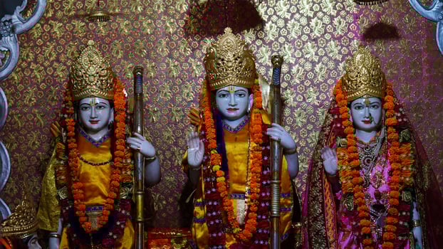 statue of ram sita and laxman image photo
