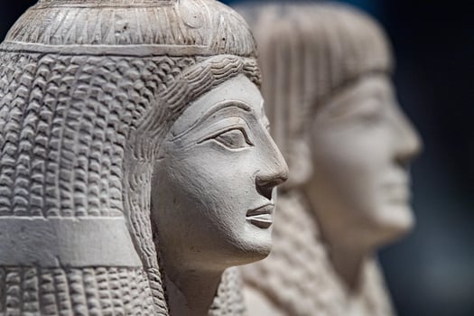 Pendua and Nefertari Statue close up detail photo