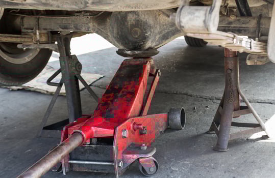 Car in service photo