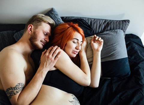 Couple pregnancy portrait photo