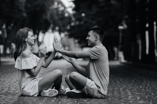 Couple outdoor portrait photo