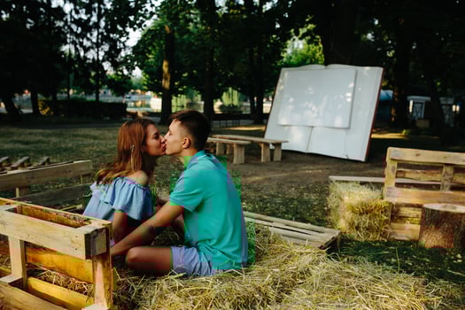 Couple outdoor portrait photo