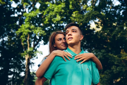 Couple outdoor portrait photo