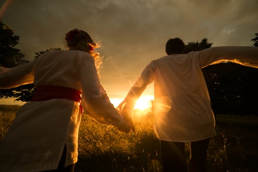 Couple outdoor portrait photo
