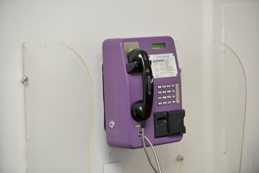 Public telephone roxo photo