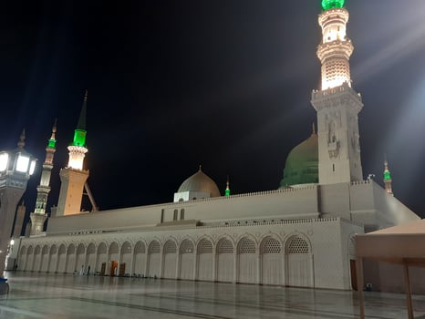 Medina, Saudi Arabia, Oct 2022 - Beautiful view of Masjid Al Nabawi Madinah in night lights. Masjid Al Nabawi Medina presents a very beautiful scene in the night lights. photo