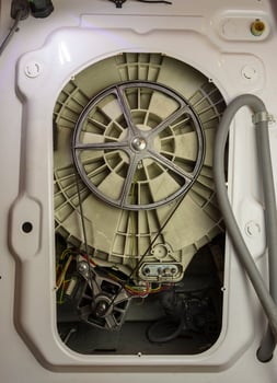washing machine device, electric motor, washing machine motor with belt roller, washing machine drum, heating element photo