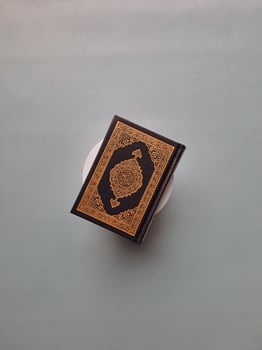 Quran Muslim Mushaf photo