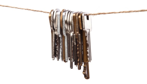 Keys on the thread photo