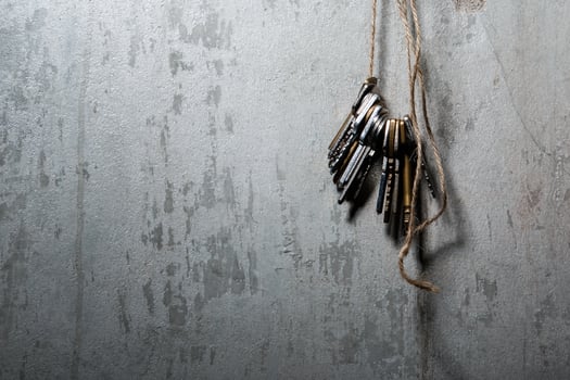Keys on the thread photo