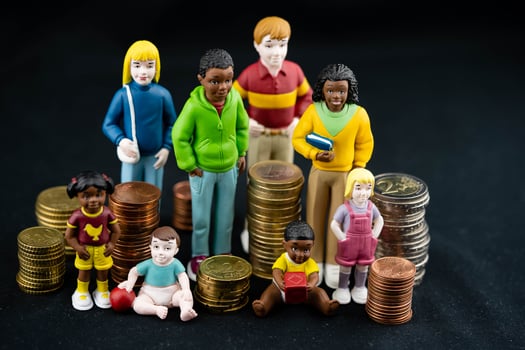 Children cost a lot of money. There is some support from the state through child benefit photo