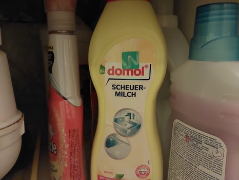 KIEV, UKRAINE - DECEMBER 10, 2022 Shampoo and other hygiene products in the apartment photo