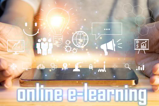 through a network Learning Management System with an emphasis on learners as the center. in teaching and learning Blended style with regular class photo