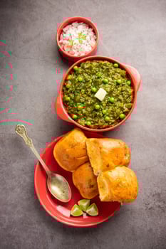 Hariyali green Pav bhaji is a variation of a traditional pav bhaji made using leafy vegetables photo