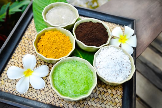 Product spa scrubb on tray photo
