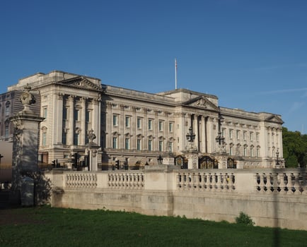 Buckingham Palace in London photo
