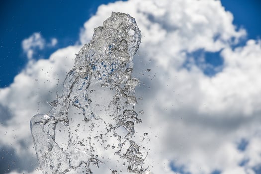 water splash in the sky photo